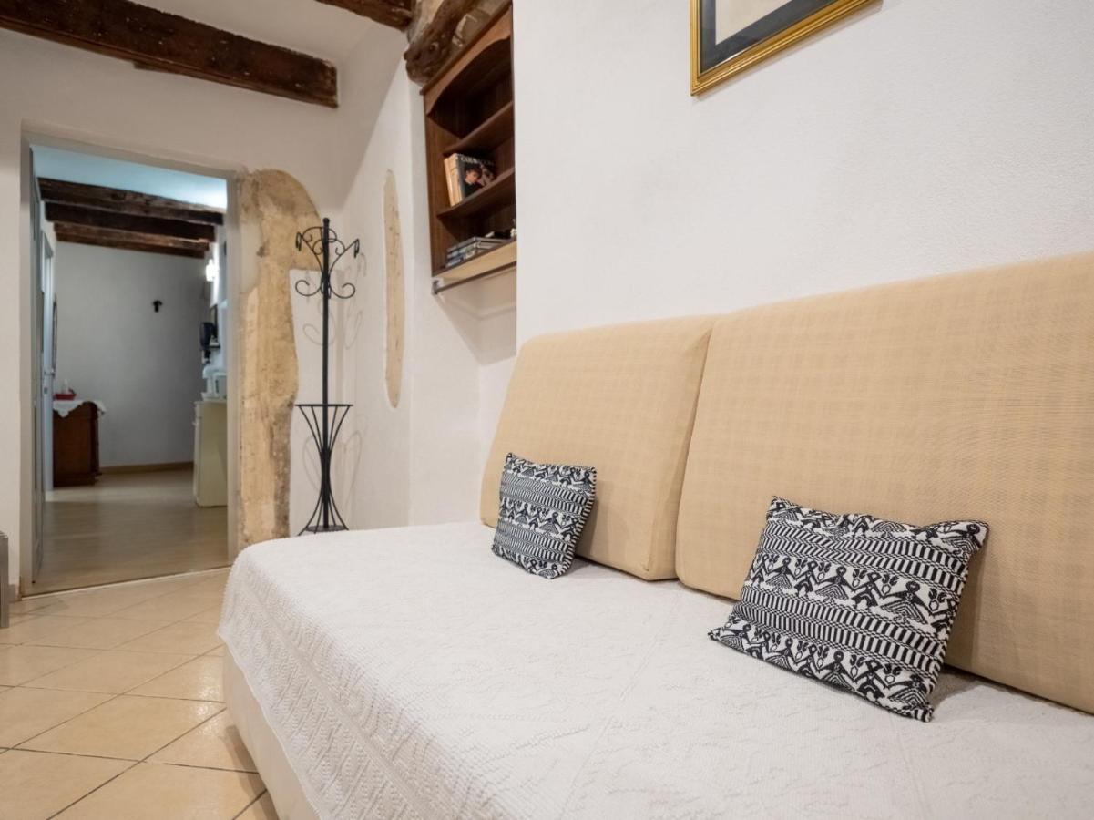 Maison d'hôtes Lamarmora 26 *